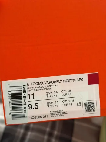 Używany 100% Nike Zoomx Vaporfly Next% 3 bike — zdjęcie 3 z 6