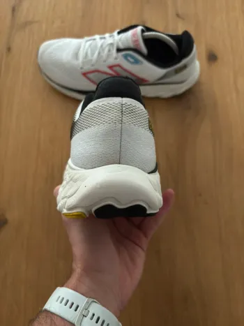 Używany New Balance Fresh Foam X 880v14 bike — zdjęcie 9 z 12