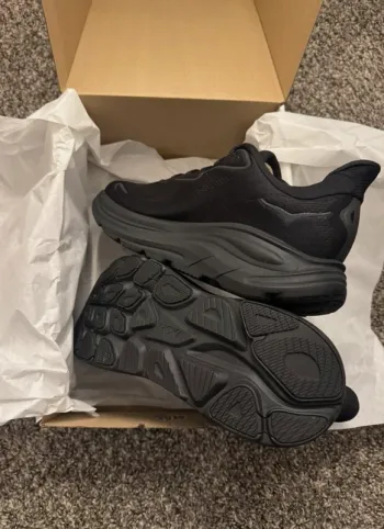 Used Lightweight Hoka Clifton 10 bike — image 2 of 3