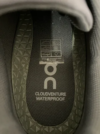 Brugt On Running Cloudventure Waterproof bike — billede 7 af 9