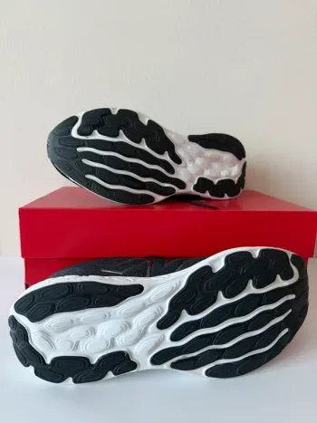 New Balance Fresh Foam 680 bike de segunda mano — imagen 5 de 6