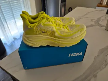 Hoka Clifton 10 bike d'occasion — image 3 sur 4