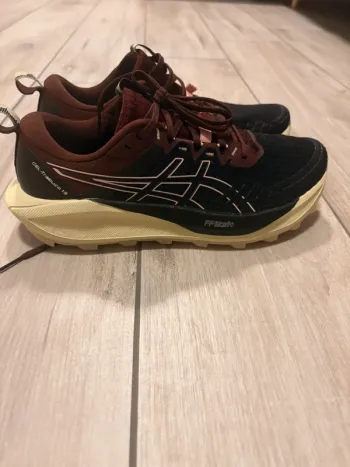Gebrauchtes Asics Trail Running Shoes 41.5 bike