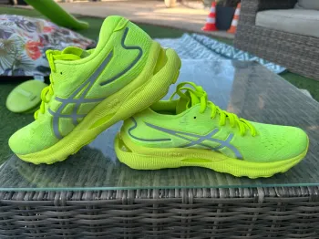 Gebrauchtes Asics Gel Nimbus 24 Lite-Show bike — Bild 10 von 10