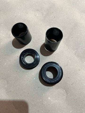Used Ceramicspeed bottom Bracket 2025 bike — image 3 of 3