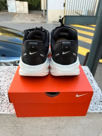 Brugt Nike Vomero 18 bike — billede 3 af 6