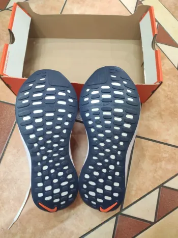Used Orange Nike ReactX Infinity Run 4 bike — image 4 of 8
