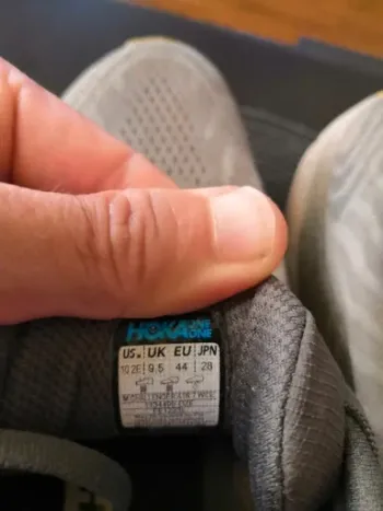 Used Hoka Challenger ATR 7 WIDE bike — image 5 of 5