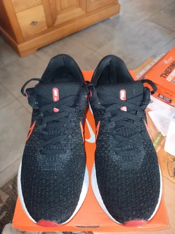 Used Nike React Infinity Run Flyknit 3 2024 bike — image 9 of 14