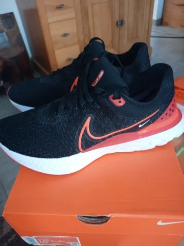 Used Nike React Infinity Run Flyknit 3 2024 bike — image 2 of 14