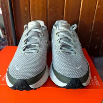 Gebrauchtes Nike Revolution 8 bike — Bild 4 von 13