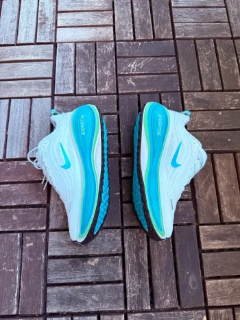 Brugt Nike Vomero Plus bike — billede 4 af 10
