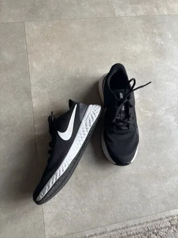 Gebrauchtes Nike hardloopschoenen bike — Bild 2 von 5