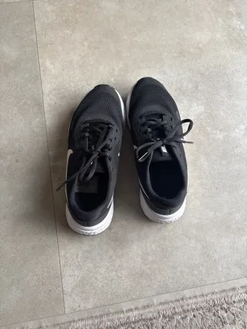 Gebrauchtes Nike hardloopschoenen bike — Bild 4 von 5