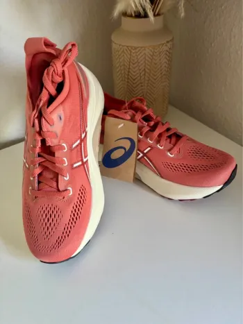 Gebrauchtes Asics Laufschuh Größe 39 bike