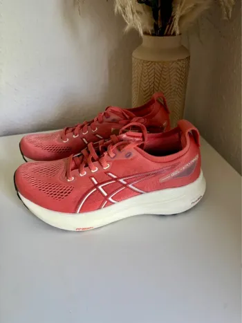 Gebrauchtes Asics Laufschuh Größe 39 bike — Bild 3 von 7