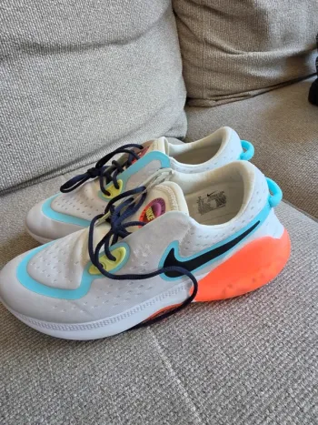 Używany Nike running shoes bike