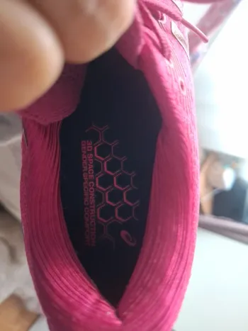 Used Asics Running Shoes bike — image 11 of 11
