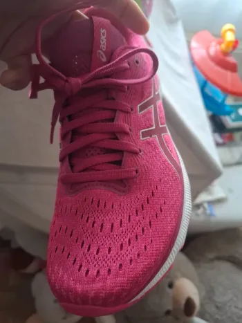 Used Asics Running Shoes bike — image 10 of 11