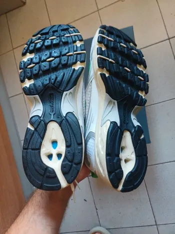 Käytetty New Balance 40.5 bike — kuva 5 / 6