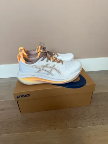 Asics Gel Nimbus 29 bike d'occasion