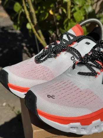 On Running Cloudmonster 2 bike usato — immagine 4 di 12