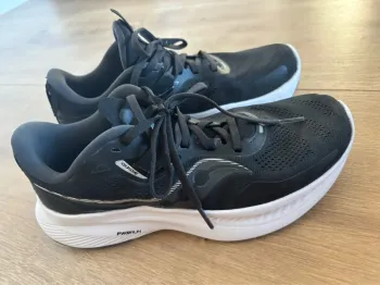 Used Saucony Laufschuhe bike