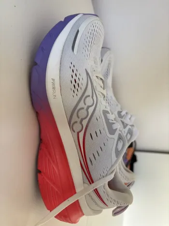 Brugt Saucony Guide 18 bike — billede 2 af 4