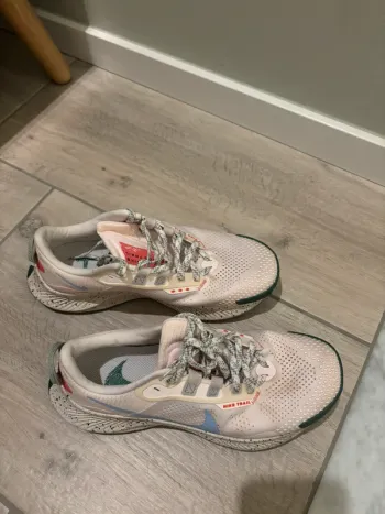 Used Nike Train Running Schuhe bike — image 2 of 5