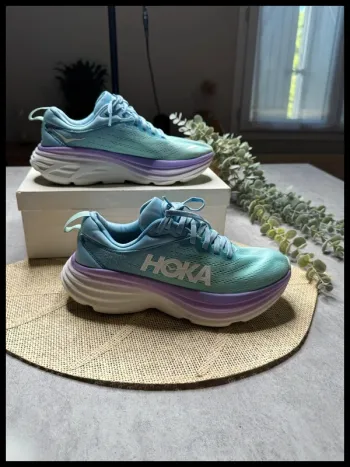 Hoka Bondi 8 bike d'occasion — image 2 sur 12
