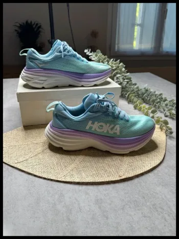 Hoka Bondi 8 bike d'occasion — image 3 sur 12
