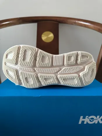 Hoka Bondi 9 bike d'occasion — image 6 sur 7