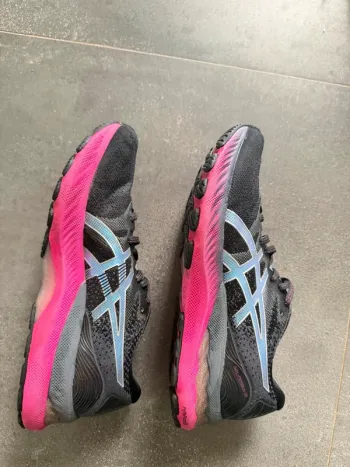 Używany Asics Gel Nimbus bike — zdjęcie 2 z 6