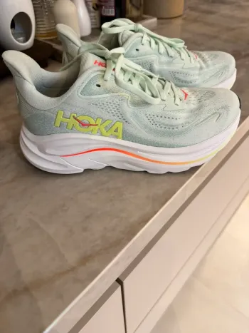 Käytetty Hoka hardloopschoenen Running Shoes