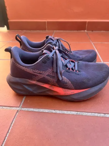 Używany Asics Novablast 5 bike — zdjęcie 6 z 7