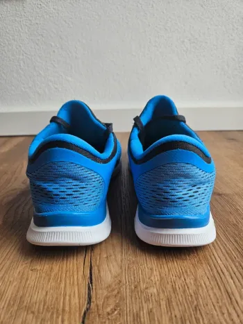 Tweedehands Nike Free 3.0 V5 2013 bike — afbeelding 6 van 15