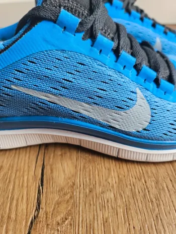 Tweedehands Nike Free 3.0 V5 2013 bike — afbeelding 9 van 15