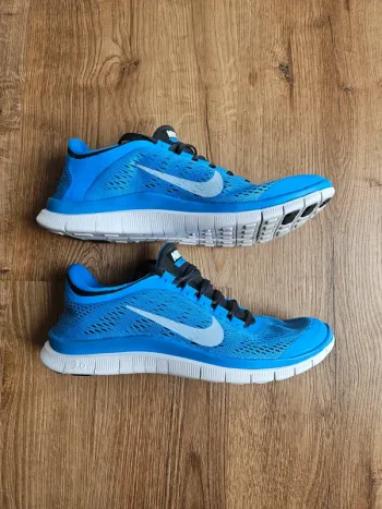Tweedehands Nike Free 3.0 V5 2013 bike — afbeelding 3 van 15