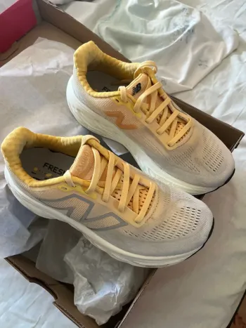 Gebrauchtes New Balance Fresh Foam 1080 bike — Bild 15 von 15