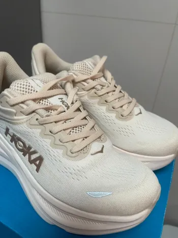 Hoka Bondi 9 bike d'occasion — image 10 sur 11