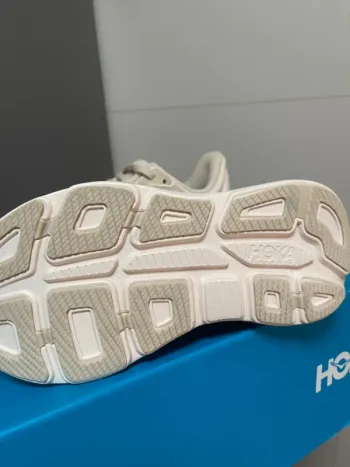 Hoka Bondi 9 bike d'occasion — image 6 sur 11