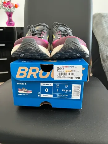 Used Brooks Divide 6 bike — image 2 of 7