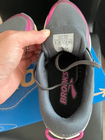 Used Brooks Divide 6 bike — image 5 of 7