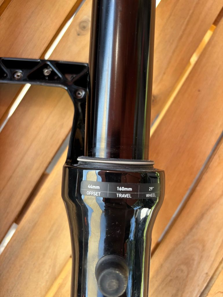 Brugt RockShox ZEB Ultimate 2026 bike — billede 4 af 6