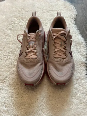 Brugt Nike Vomero Plus 40 bike — billede 2 af 5