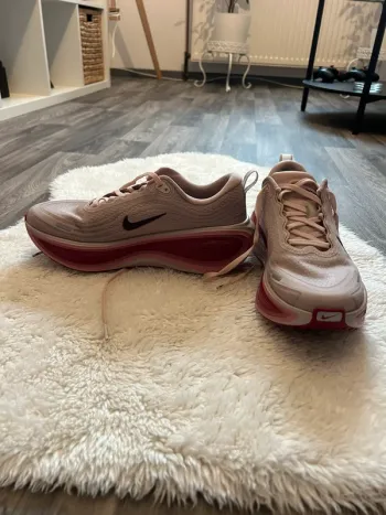 Brugt Nike Vomero Plus 40 bike — billede 3 af 5