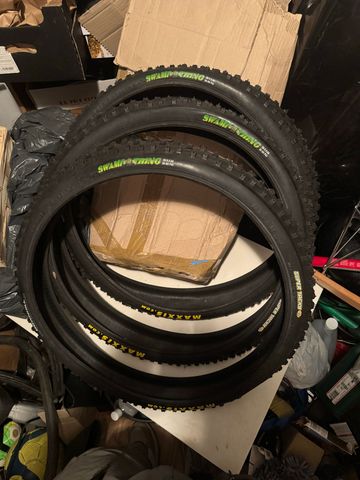 Used Maxxis Swampthing bike — image 1 of 3