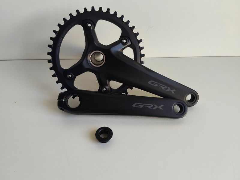 Tweedehands Shimano Cranks 2025 Drivetrain & Pedals