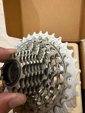 Used Sram Red E1 10/33 Cassette bike — image 2 of 3