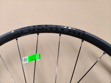 Used Mavic Crosstrail XL 2026 bike — image 6 of 6